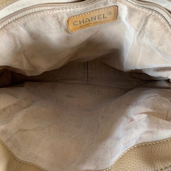 CHANEL Vintage GST Caviar Grand Shopping Tote Beige Gold Quilted Leather Handbag - Picture 11 of 16